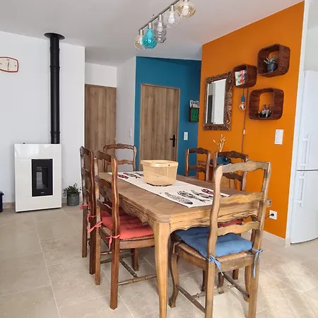 Le Clos Des Amandiers 度假居